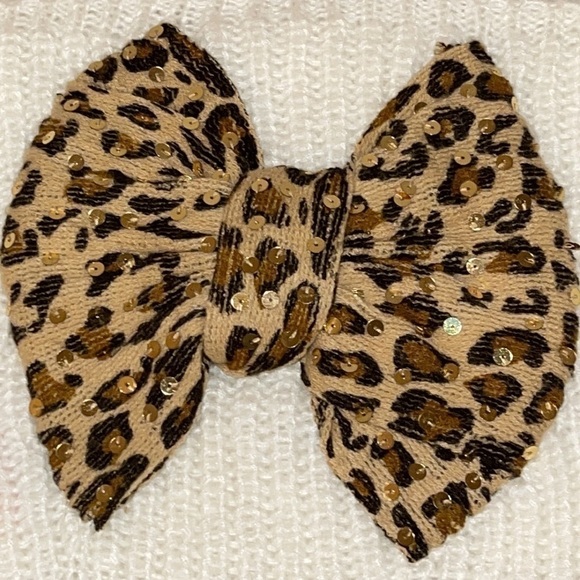 Betsy Johnson Cream & Leopard Print Bow Detail Infinity Scarf - Picture 5 of 11